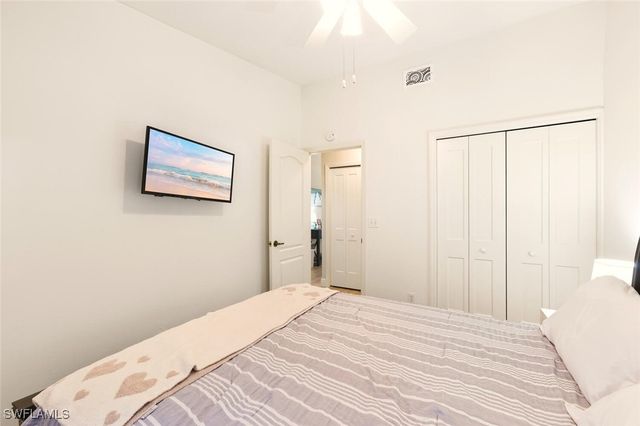 7360 Glenmoor LN 4305, Naples, FL 34104