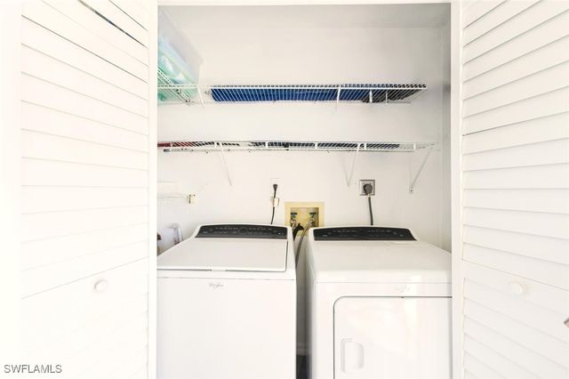 7360 Glenmoor LN 4305, Naples, FL 34104