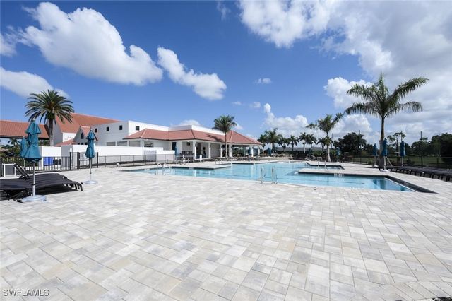 7360 Glenmoor LN 4305, Naples, FL 34104