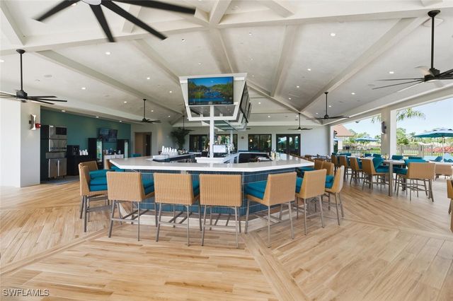 7360 Glenmoor LN 4305, Naples, FL 34104