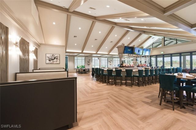 7360 Glenmoor LN 4305, Naples, FL 34104