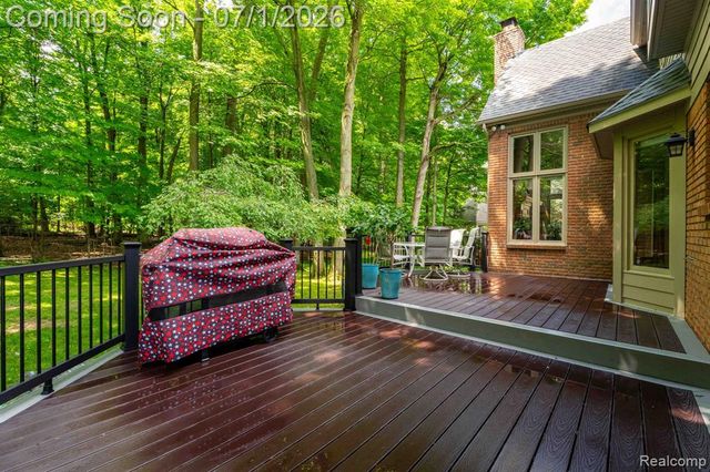 21596 Chase Drive, Novi, MI 48375