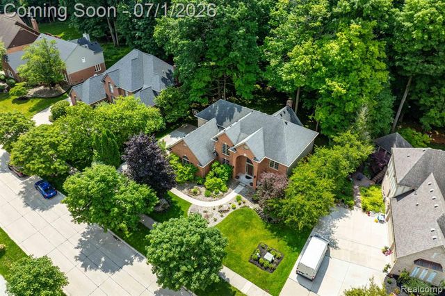 21596 Chase Drive, Novi, MI 48375