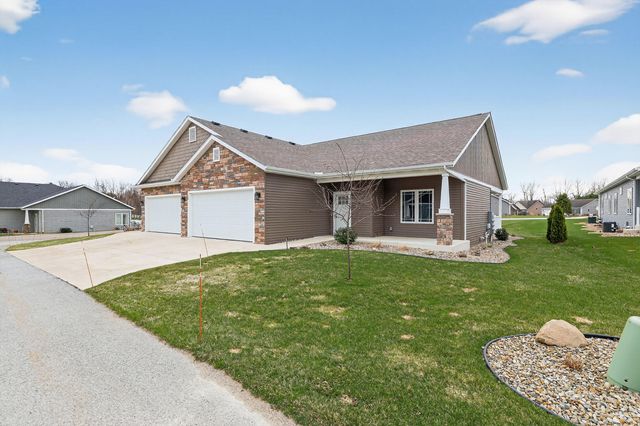 135 Lexington Pointe Drive 8, Niles, MI 49120