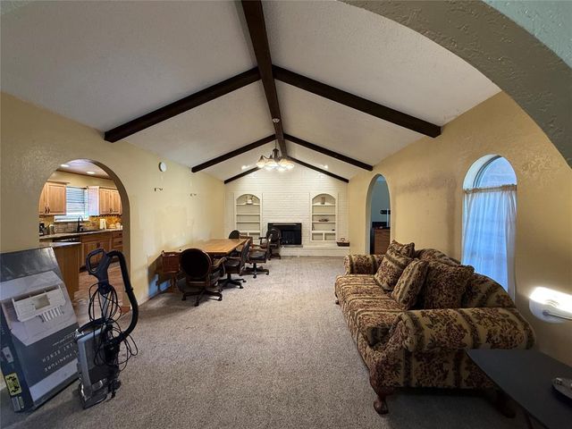 2347 County Road 1214, Blanchard, OK 73010