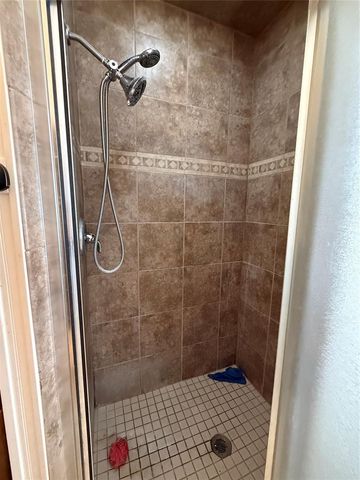 2347 County Road 1214, Blanchard, OK 73010