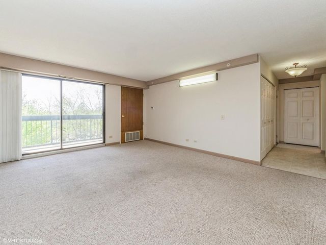 1800 Huntington Boulevard 409, Hoffman Estates, IL 60169