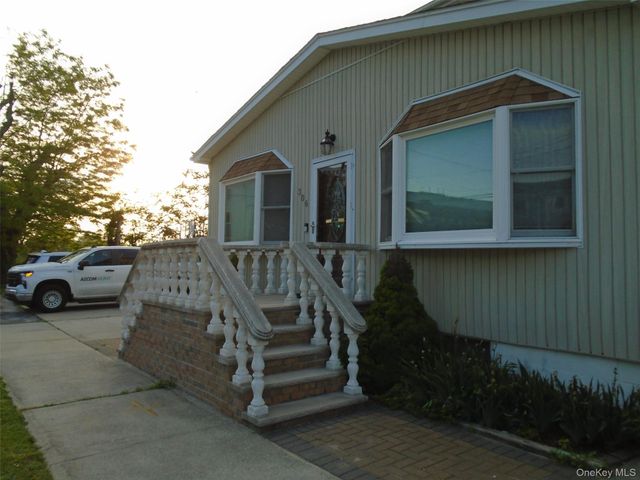 306 Seagirt Avenue, Far Rockaway, NY 11691