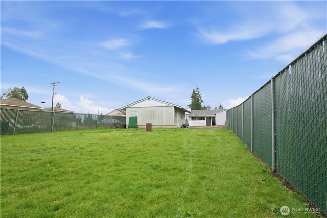 3506 Columbia Heights Road, Longview, WA 98632