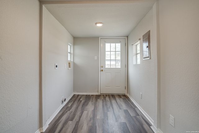 2411 W Huisache Av., San Antonio, TX 78228