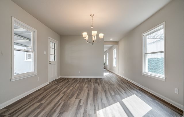 2411 W Huisache Av., San Antonio, TX 78228