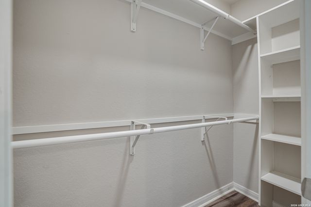 2411 W Huisache Av., San Antonio, TX 78228