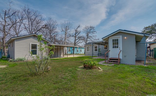 2411 W Huisache Av., San Antonio, TX 78228