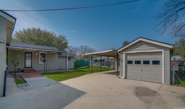 2411 W Huisache Av., San Antonio, TX 78228