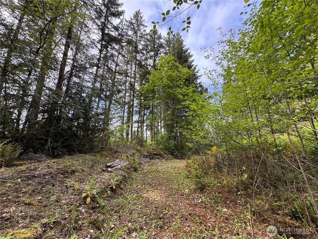 3021 NW Beth Lane, Poulsbo, WA 98370