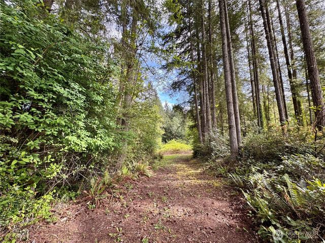 3021 NW Beth Lane, Poulsbo, WA 98370
