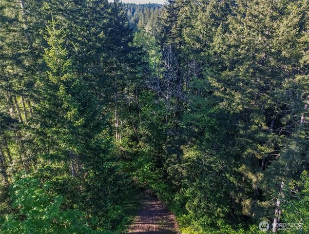 3021 NW Beth Lane, Poulsbo, WA 98370