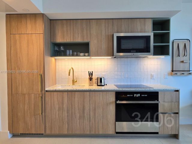 601 NE 1 Avenue 3406, Miami, FL 33132