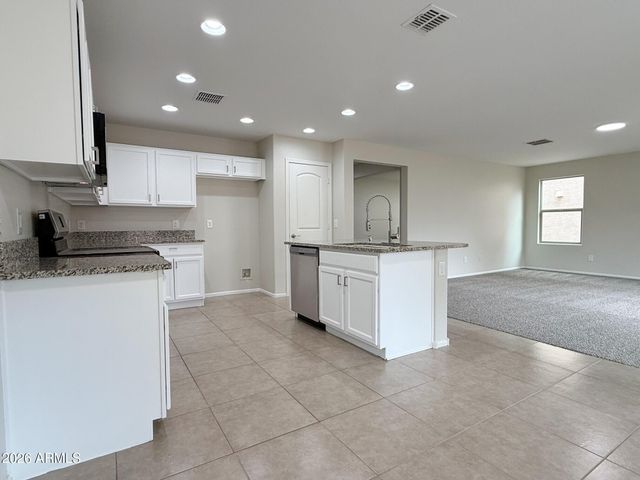 6051 E SOTOL Drive, Florence, AZ 85132