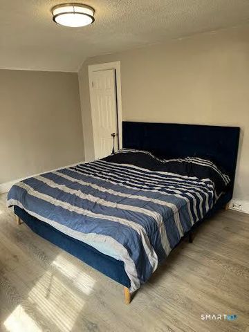 20 Cherry Street, Waterbury, CT 06702