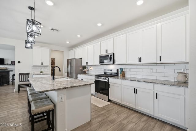 17168 W Running Deer Trail, Surprise, AZ 85387