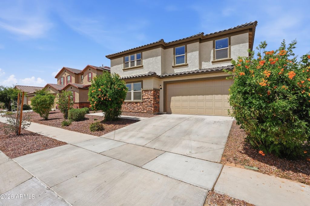 17168 W Running Deer Trail, Surprise, AZ 85387 — photo 2