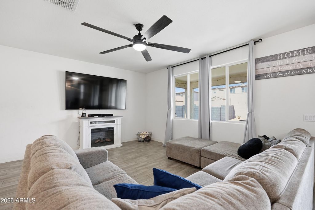 17168 W Running Deer Trail, Surprise, AZ 85387 — photo 5