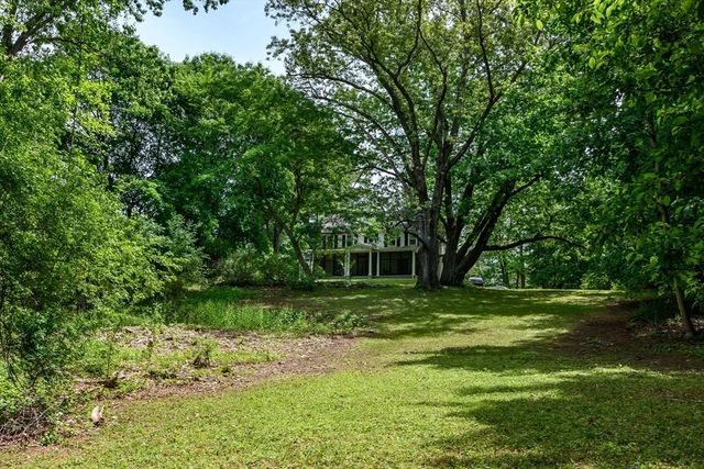 355 High St, Westwood, MA 02090