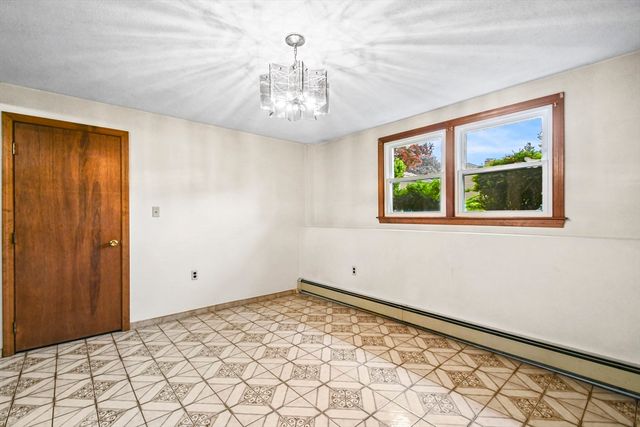 15 Brandt Drive, Woburn, MA 01801