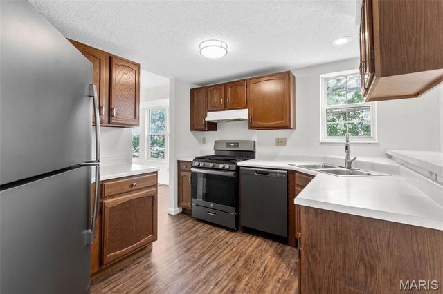 5510 Hennessey Court, St Louis, MO 63139