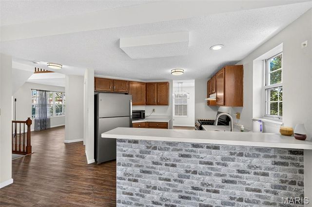 5510 Hennessey Court, St Louis, MO 63139