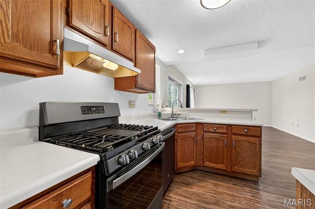 5510 Hennessey Court, St Louis, MO 63139
