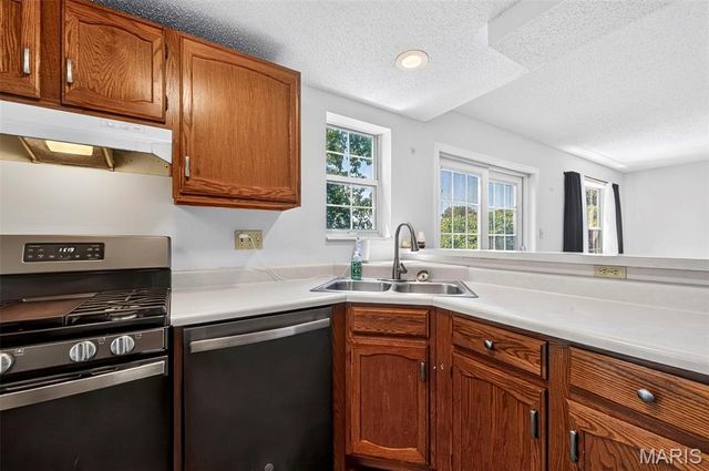 5510 Hennessey Court, St Louis, MO 63139