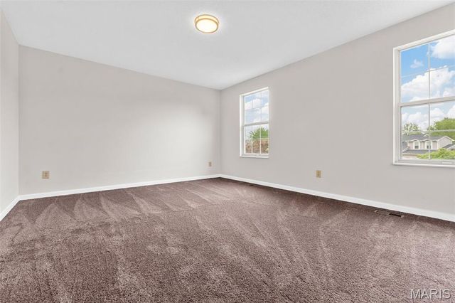 5510 Hennessey Court, St Louis, MO 63139