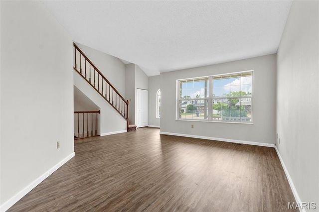 5510 Hennessey Court, St Louis, MO 63139