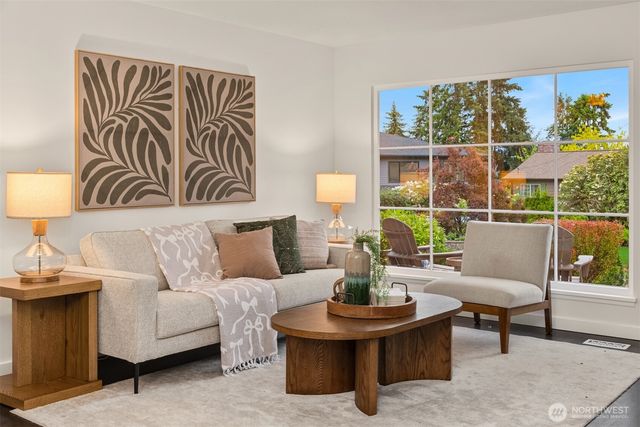 16628 SE 26th Street, Bellevue, WA 98008
