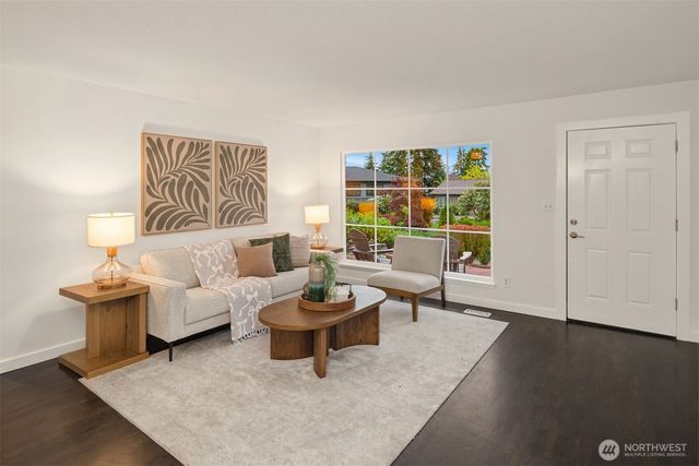 16628 SE 26th Street, Bellevue, WA 98008