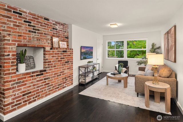 16628 SE 26th Street, Bellevue, WA 98008