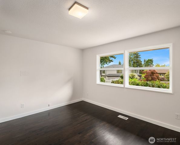 16628 SE 26th Street, Bellevue, WA 98008