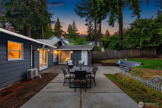 16628 SE 26th Street, Bellevue, WA 98008