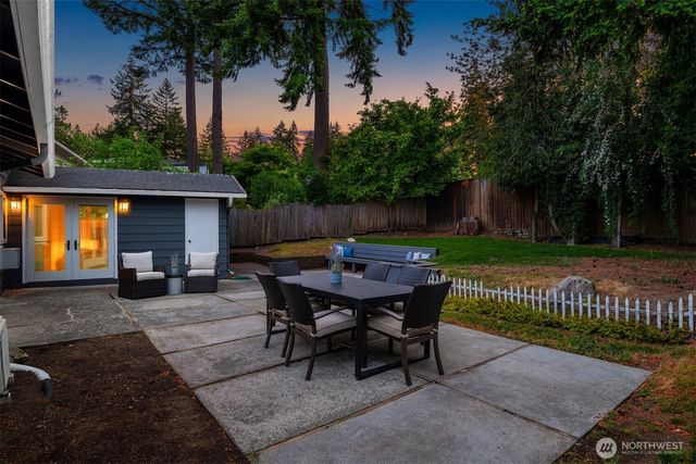 16628 SE 26th Street, Bellevue, WA 98008