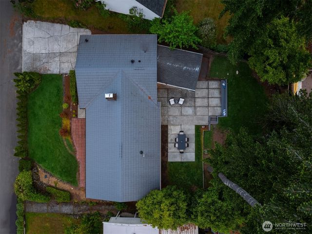 16628 SE 26th Street, Bellevue, WA 98008
