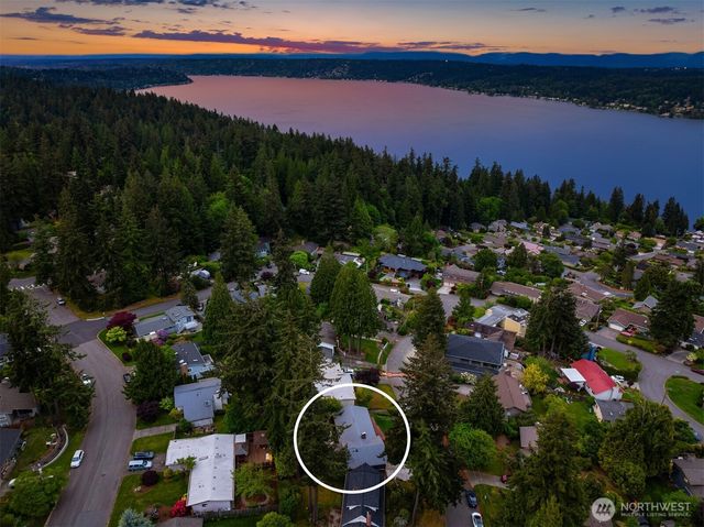 16628 SE 26th Street, Bellevue, WA 98008