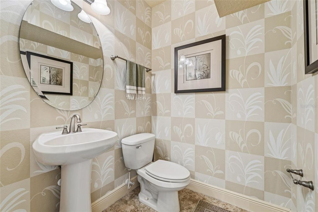 Image 21 of property listing at 107 MCLEODS WAY, Winter Springs, FL 32708