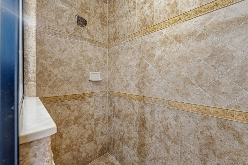 Image 30 of property listing at 107 MCLEODS WAY, Winter Springs, FL 32708