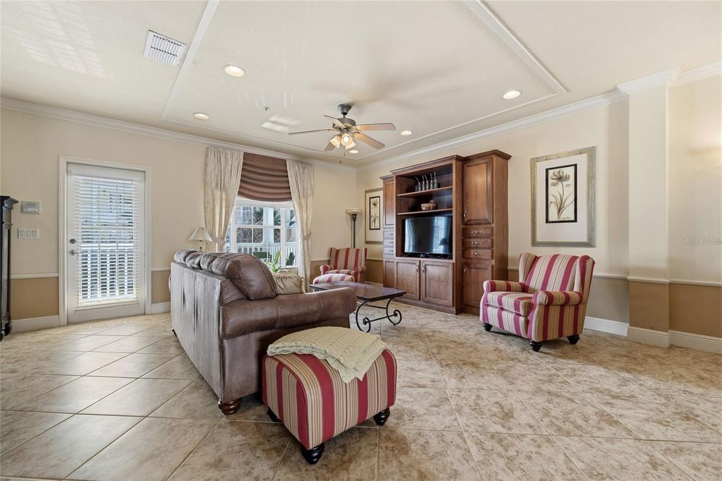 Image 8 of property listing at 107 MCLEODS WAY, Winter Springs, FL 32708