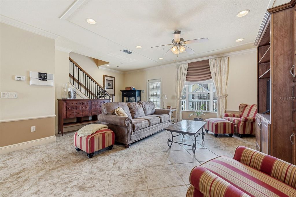 Image 9 of property listing at 107 MCLEODS WAY, Winter Springs, FL 32708