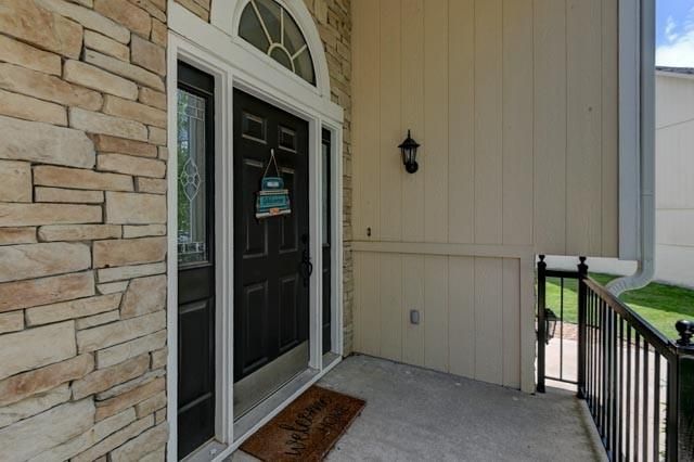 1215 NW Ashley Lane, Grain Valley, MO 64029