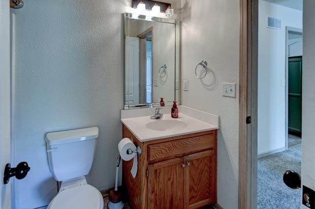 1215 NW Ashley Lane, Grain Valley, MO 64029
