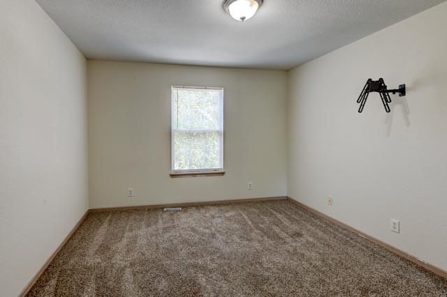 1215 NW Ashley Lane, Grain Valley, MO 64029